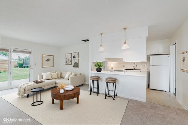 3134 Meadowcrest Drive, Anderson, IN 46011