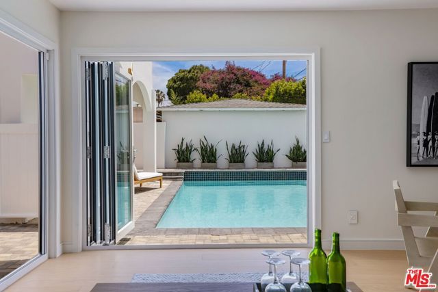 11516 Clarkson Road, Los Angeles, CA 90064