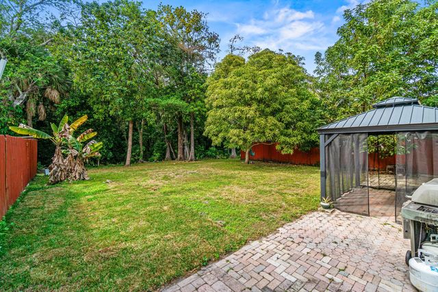 22251 Sands Point Drive, Boca Raton, FL 33433