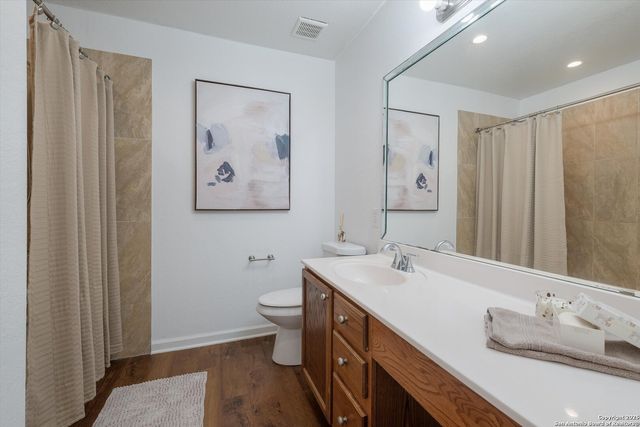 6630 Eastern Clouds, Converse, TX 78109