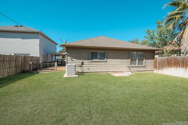 6630 Eastern Clouds, Converse, TX 78109