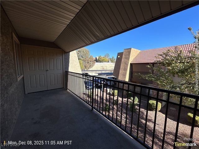 4990 River Glen Drive 172, Las Vegas, NV 89103
