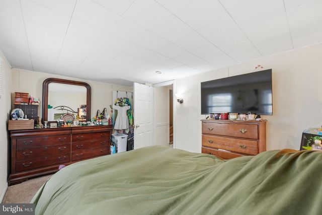 216 GRANT ST, Parkesburg, PA 19365
