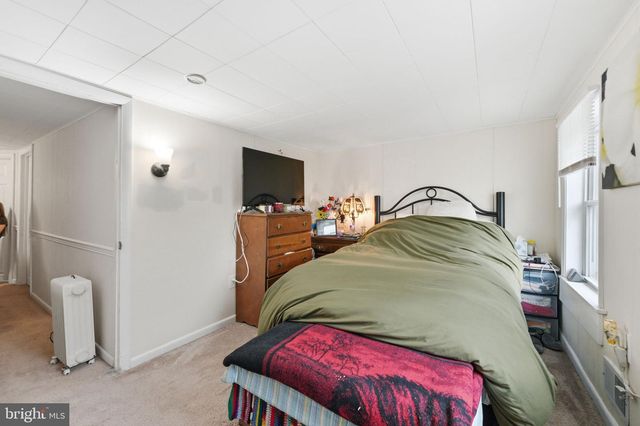 216 GRANT ST, Parkesburg, PA 19365