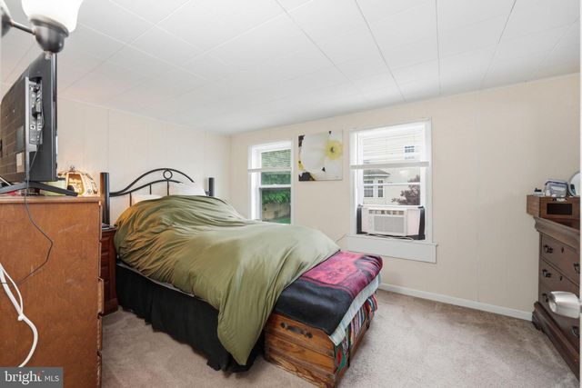 216 GRANT ST, Parkesburg, PA 19365