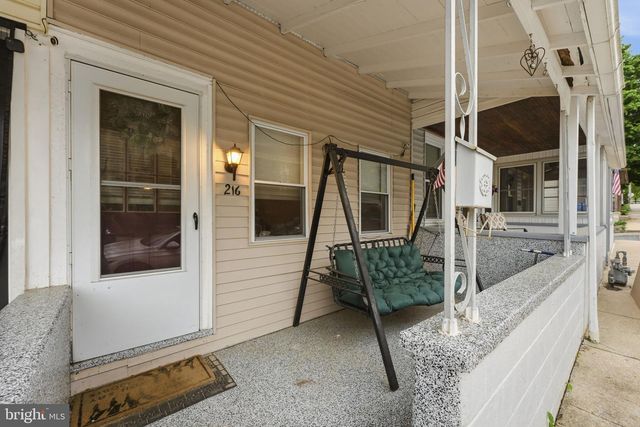 216 GRANT ST, Parkesburg, PA 19365