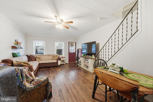 216 GRANT ST, Parkesburg, PA 19365