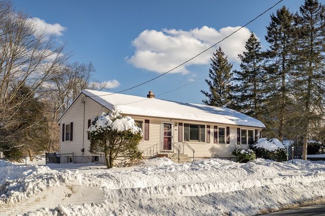 55 Francis Wyman Rd, Burlington, MA 01803