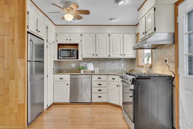 55 Francis Wyman Rd, Burlington, MA 01803