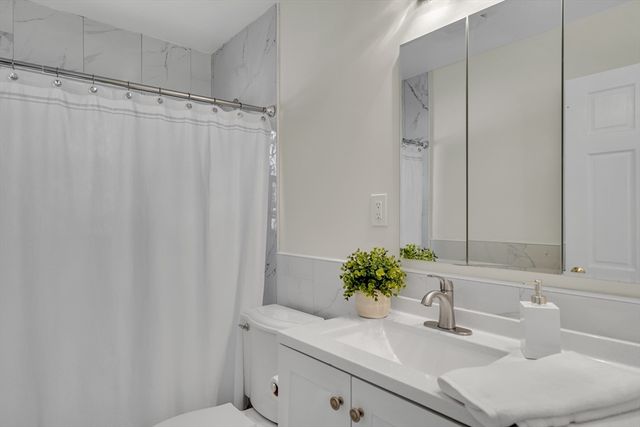 55 Francis Wyman Rd, Burlington, MA 01803