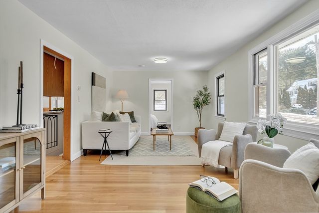 55 Francis Wyman Rd, Burlington, MA 01803