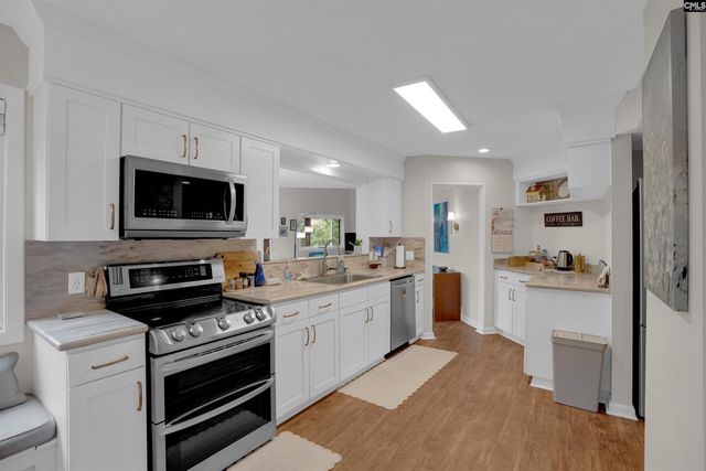 77 Ridge Lake Drive, Columbia, SC 29209