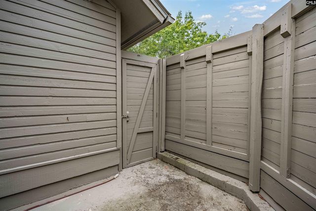 77 Ridge Lake Drive, Columbia, SC 29209