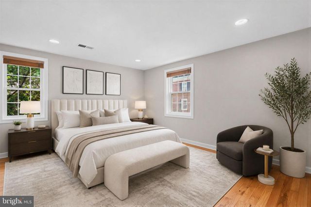 4239 32ND RD S, Arlington, VA 22206