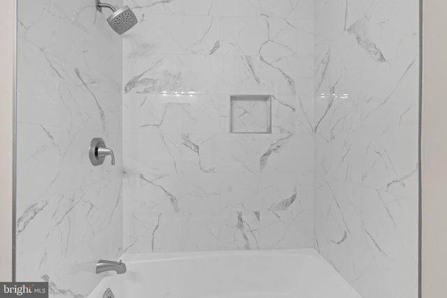 4239 32ND RD S, Arlington, VA 22206