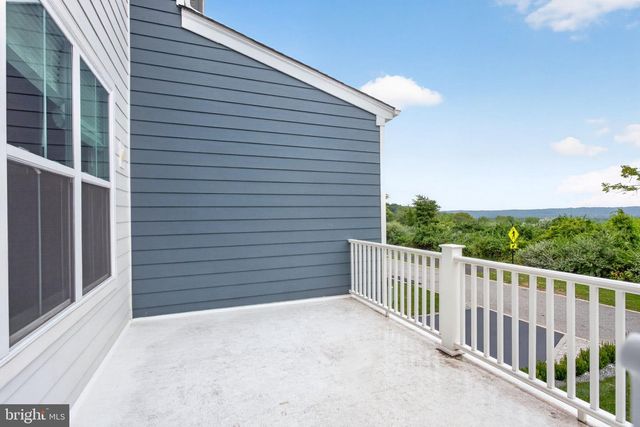 492 MAJOR JOHN WAY, Malvern, PA 19355