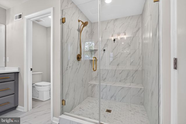 492 MAJOR JOHN WAY, Malvern, PA 19355