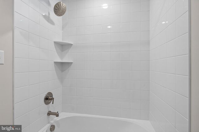 492 MAJOR JOHN WAY, Malvern, PA 19355