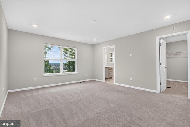 492 MAJOR JOHN WAY, Malvern, PA 19355