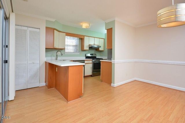 425 Summerwalk, Chapel Hill, NC 27517