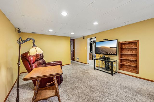 2210 111th Lane NW, Coon Rapids, MN 55433