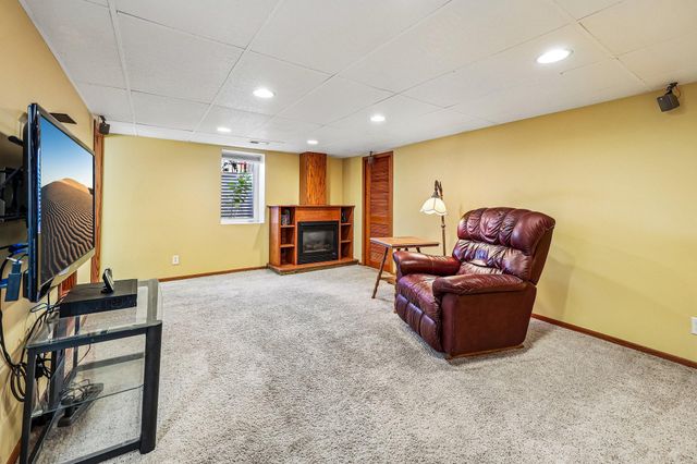 2210 111th Lane NW, Coon Rapids, MN 55433