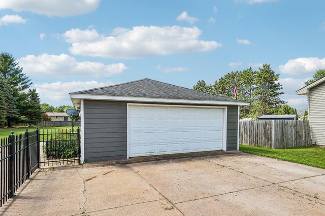 2210 111th Lane NW, Coon Rapids, MN 55433