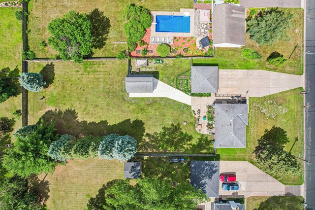 2210 111th Lane NW, Coon Rapids, MN 55433
