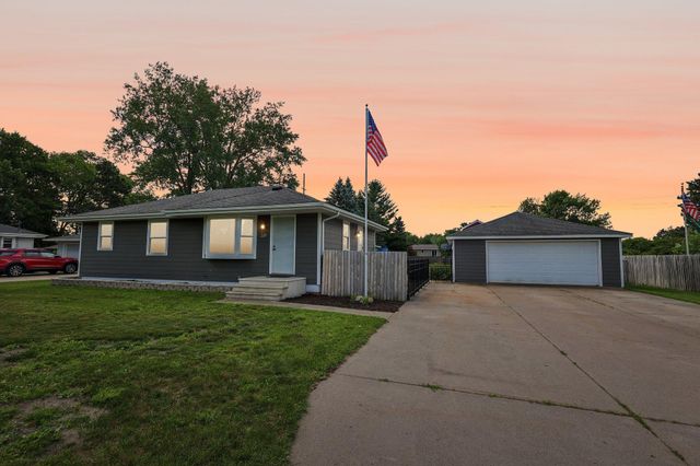 2210 111th Lane NW, Coon Rapids, MN 55433