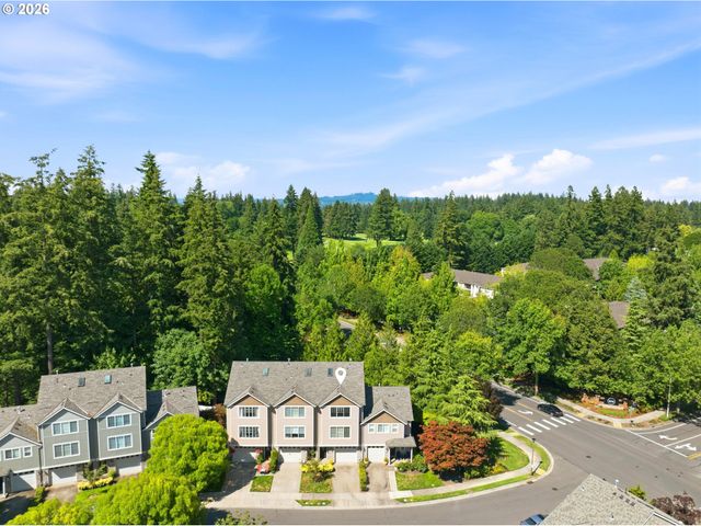 9097 Sw SWEEK Dr, Tualatin, OR 97062