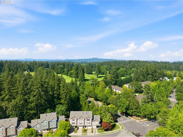 9097 Sw SWEEK Dr, Tualatin, OR 97062