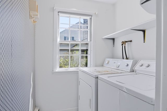 10 Damon Rd, Holden, MA 01520