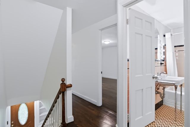 10 Damon Rd, Holden, MA 01520