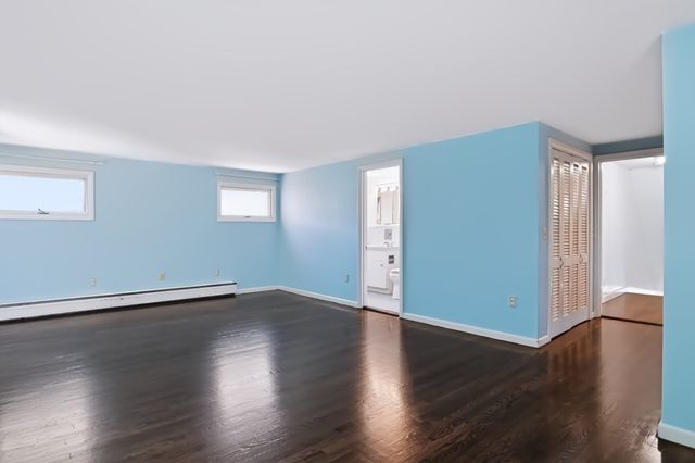 10 Damon Rd, Holden, MA 01520