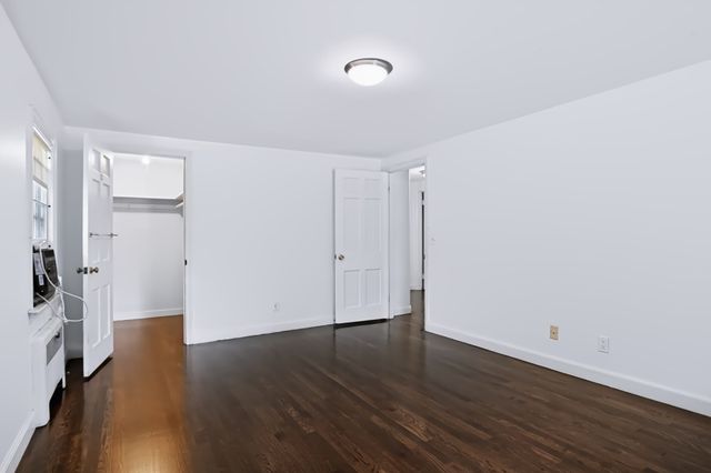 10 Damon Rd, Holden, MA 01520