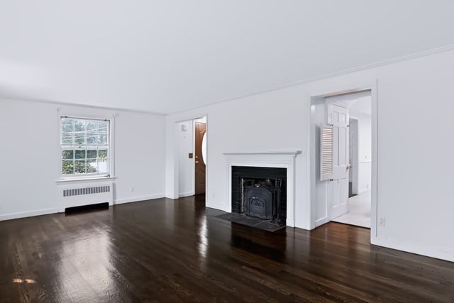 10 Damon Rd, Holden, MA 01520