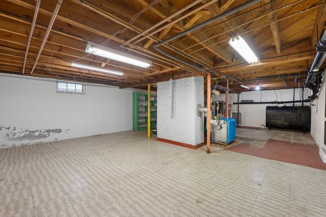 10 Damon Rd, Holden, MA 01520