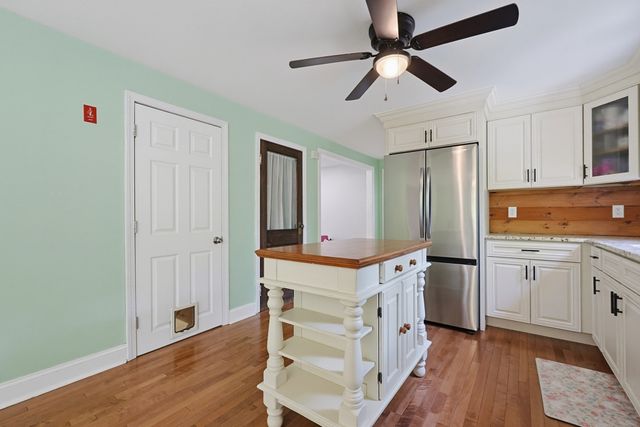 22 Starrett Ave, Middleboro, MA 02346