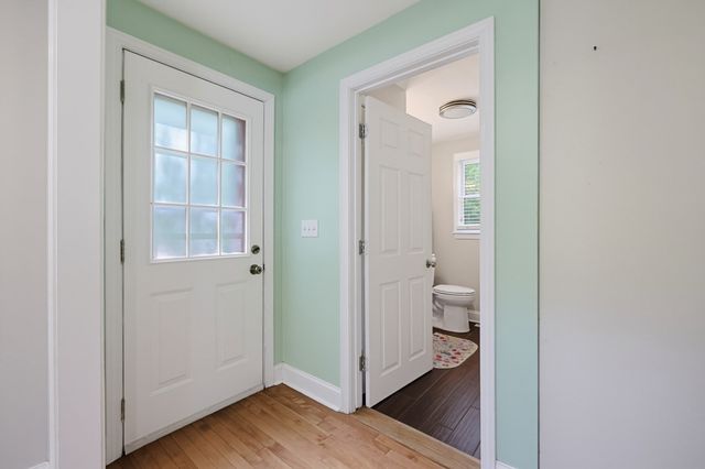 22 Starrett Ave, Middleboro, MA 02346