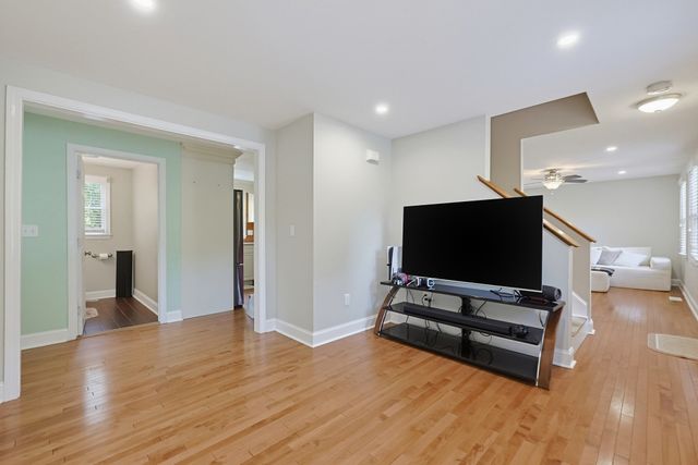 22 Starrett Ave, Middleboro, MA 02346