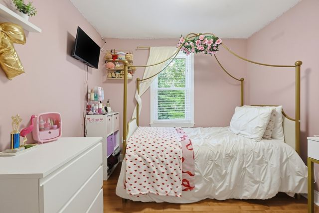 22 Starrett Ave, Middleboro, MA 02346