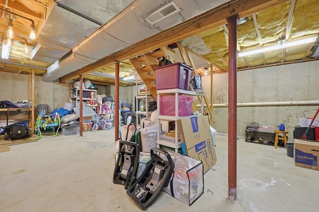 22 Starrett Ave, Middleboro, MA 02346