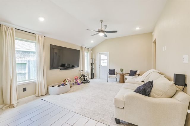 20107 Percheron Park Lane, Tomball, TX 77377
