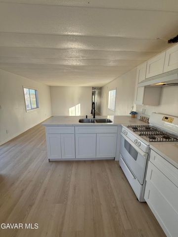 4209 W Rosamond Blvd 75, Rosamond, CA 93560