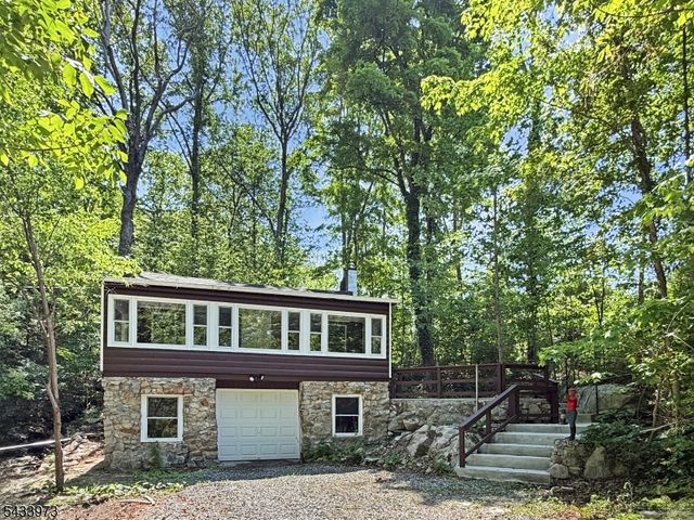 109 Union Rd, Vernon Twp., NJ 07461