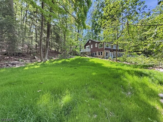 109 Union Rd, Vernon Twp., NJ 07461