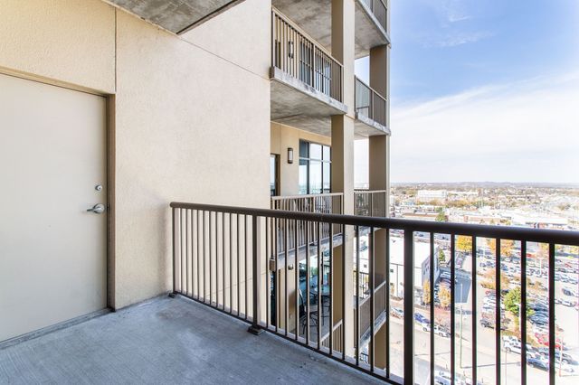 1510 Demonbreun St Apt 1207, Nashville, TN 37203