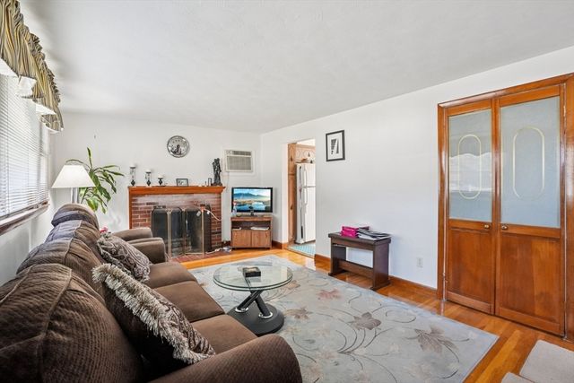 10 Festa Rd, Revere, MA 02151
