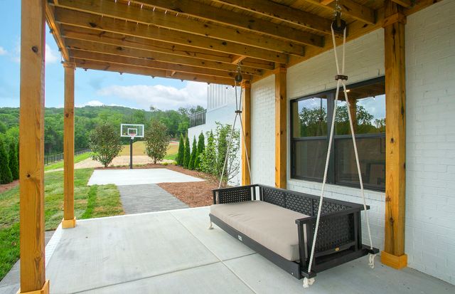 1165 McClellan Lane, Nolensville, TN 37135