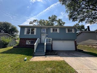 5103 Elmwood Road, Oak Forest, IL 60452